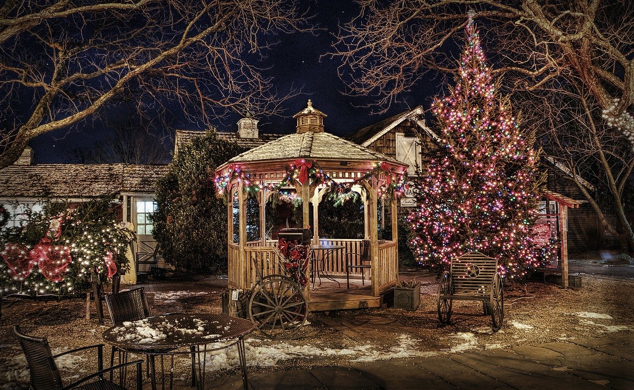 Décoration Noël 2020 : Une Québécoise crée un village géant et c