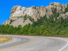 Rocky Mountain Tours - Custer, SD > Mt Rushmore > Badlands Nat’l Park, SD