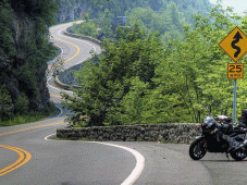 Blue Ridge Tours - Bryson City, NC > Tail of the Dragon > Cherohala > Blue Ridge, GA